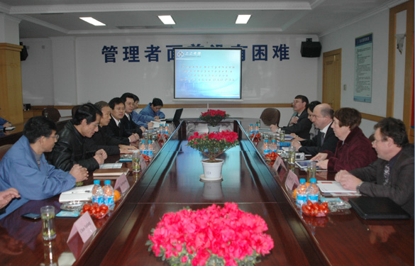 俄羅斯核動(dòng)力康采恩股份公司領(lǐng)導(dǎo)一行來(lái)江蘇上上電纜集團(tuán)參觀訪問
